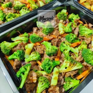 beef broccoli party tray image