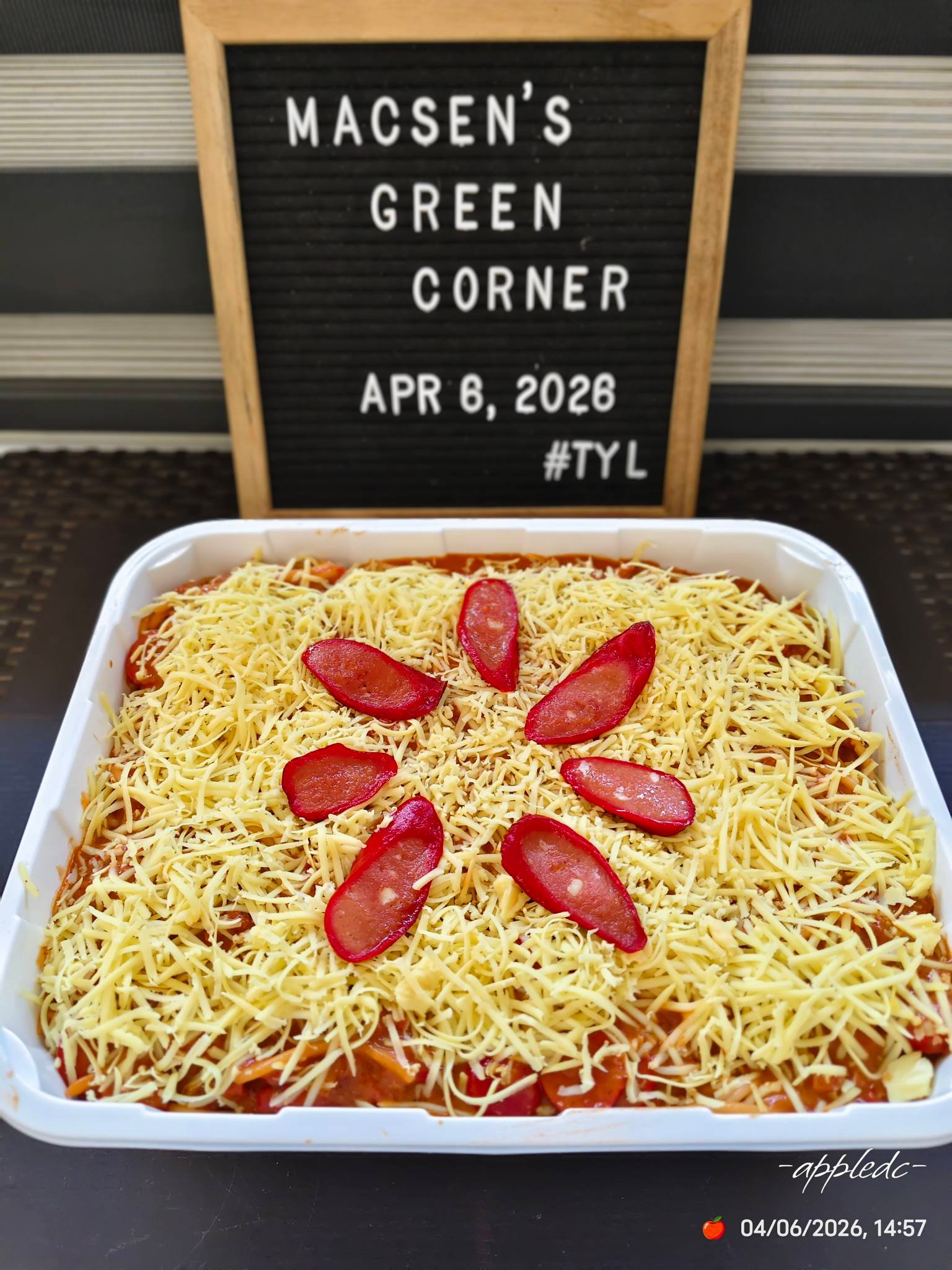 spaghetti party tray